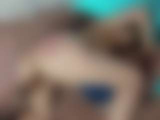 Evaa's Live Sex Cam Show