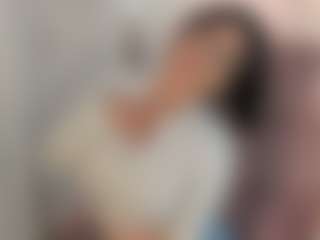 Evaa's Live Sex Cam Show
