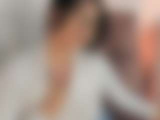 Evaa's Live Sex Cam Show