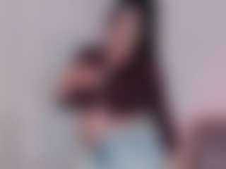 Evaa's Live Sex Cam Show