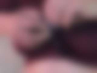 Evaa's Live Sex Cam Show