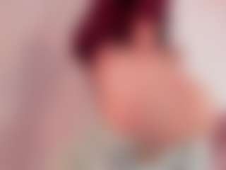 Evaa's Live Sex Cam Show