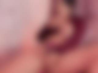 Evaa's Live Sex Cam Show