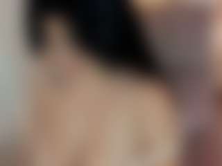 Evaa's Live Sex Cam Show