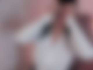 Evaa's Live Sex Cam Show
