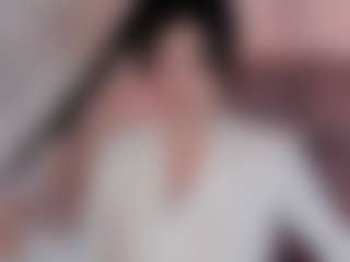 Evaa's Live Sex Cam Show