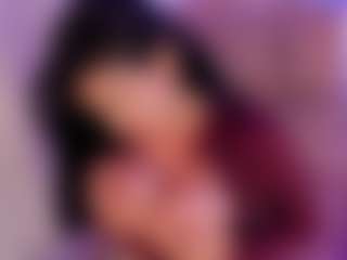 Evaa's Live Sex Cam Show