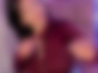 Evaa's Live Sex Cam Show