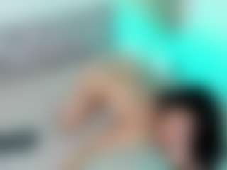 Evaa's Live Sex Cam Show