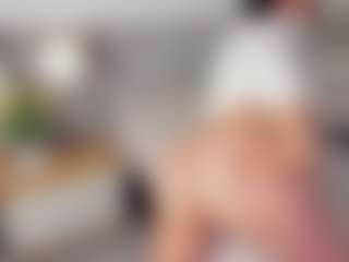 Evaa's Live Sex Cam Show