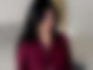 Live cam show with Evaa - Fullynaked on xxxlivecams.org