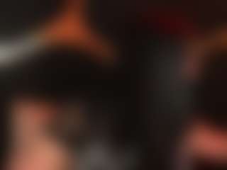 Spettacolo in cam dal vivo con Amber - Public Red Hair su Camsoda