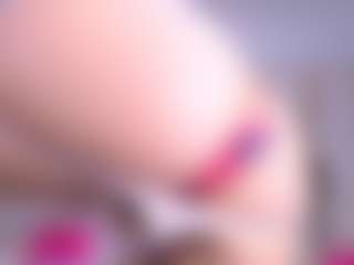 Live cam show with Amber - Red Hair on chickslive.net