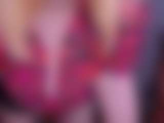 Live cam show with OliviaVerr - Facial on crypto-cams