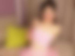 Live cam show with Johnetta - Brown Hair on liverealitysex.com