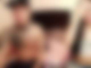 Live cam show with Ariana_Max - Teen (18+) on Camiplay Live