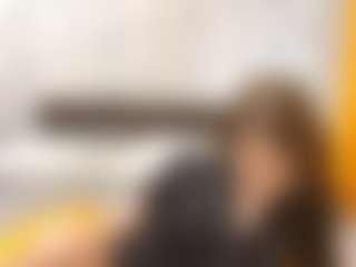 Live cam show with JoniGuice - Gray Eyes on Camming Site