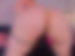 Kinky-Doll's Live Sex Cam Show
