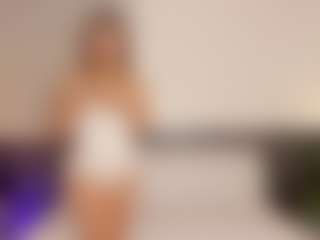 Live cam show with Orina-luxury - Amateur Mature on Camming Site