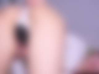 ameliamore's Live Sex Cam Show