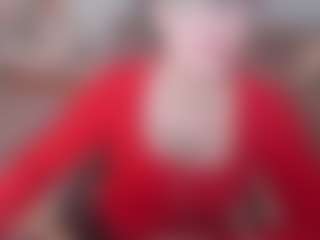 Live cam show with KamillaMoro - Tease MILF on Camsoda