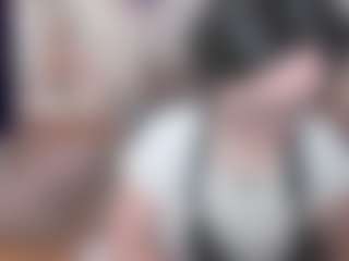 Live cam show with KamillaMoro - Oil on CSO-WL