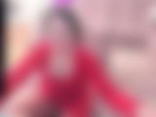 Live cam show with KamillaMoro - Office on AdultVida.com