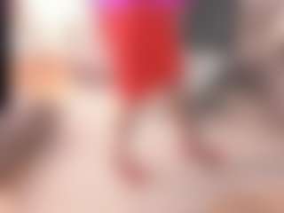 Live cam show with KamillaMoro - Pantyhose on friskycurves.com