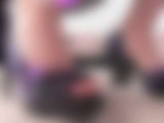 Live cam show with KamillaMoro - Green Eyes on numayanayam.club
