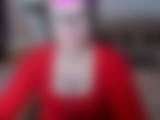 Live cam show with KamillaMoro - Blondie on boobsie.com