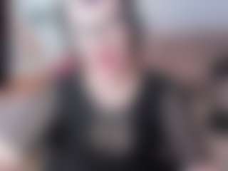 Live cam show with KamillaMoro - Smoke on Camsoda