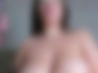 Live cam show with thiara-scarlet - Ride Torso on Free Soda