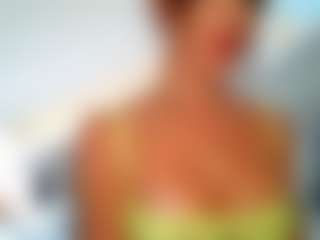 britishlatina MILF webcam performer live streaming