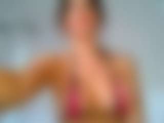 Live cam show with britishlatina - Orgasm on AdultVida.com
