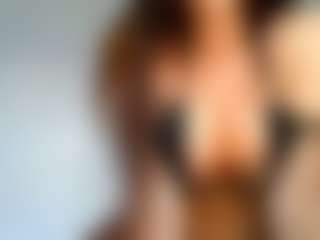British Latina's Live Sex Cam Show