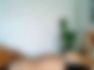 Live cam show with British Latina - Brown Eyes on Camsoda