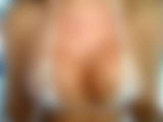 British Latina's Live Sex Cam Show