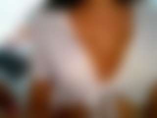 Show in cam erotica live di British Latina