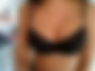 British Latina's Live Sex Cam Show