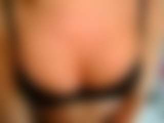 British Latina's Live Sex Cam Show