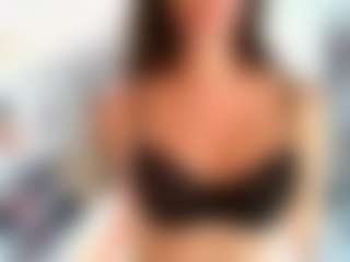 British Latina's Live Sex Cam Show