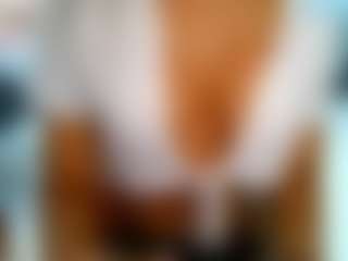 British Latina's Live Sex Cam Show