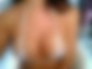 British Latina's Live Sex Cam Show