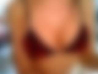 British Latina's Live Sex Cam Show