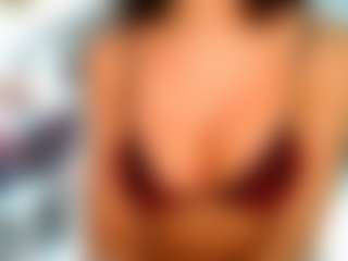British Latina's Live Sex Cam Show