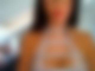 British Latina's Live Sex Cam Show