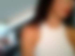 Live cam show with British Latina - Bedroom Mature on sexylivex.com