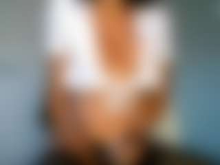 British Latina's Live Sex Cam Show