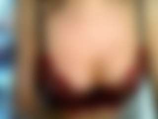 British Latina's Live Sex Cam Show