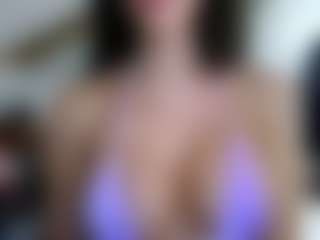 British Latina's Live Sex Cam Show